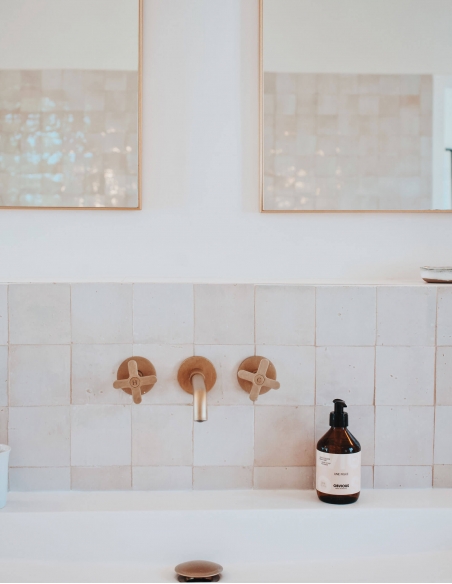 MILK & MATCHA BY OBVIOUS LIQUID SOAP